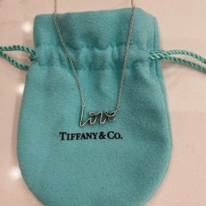 Autentic Tiffany & Co. Love Necklace